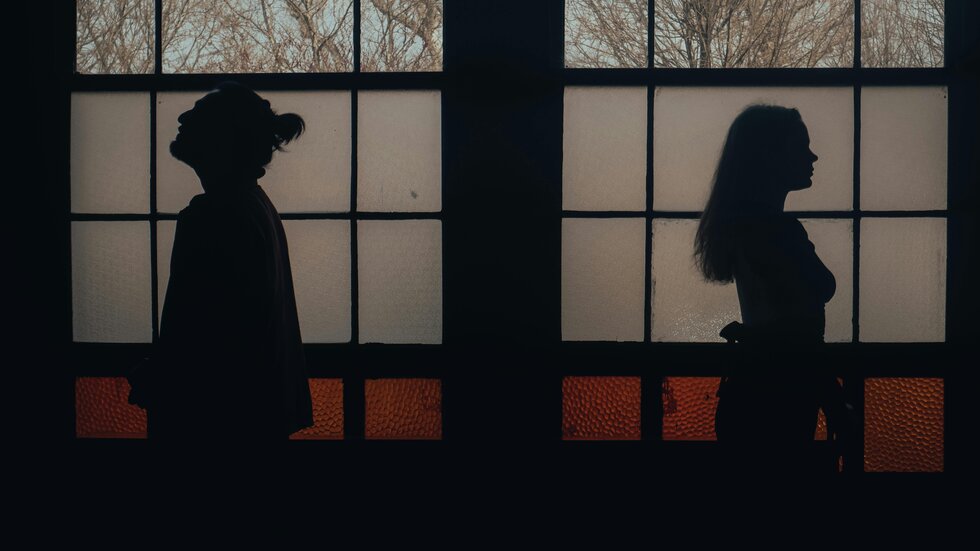 Partner Visa In Australia Success After Domestic Violence Partner Visa In Australia Domestic Violence Couple Silhouette